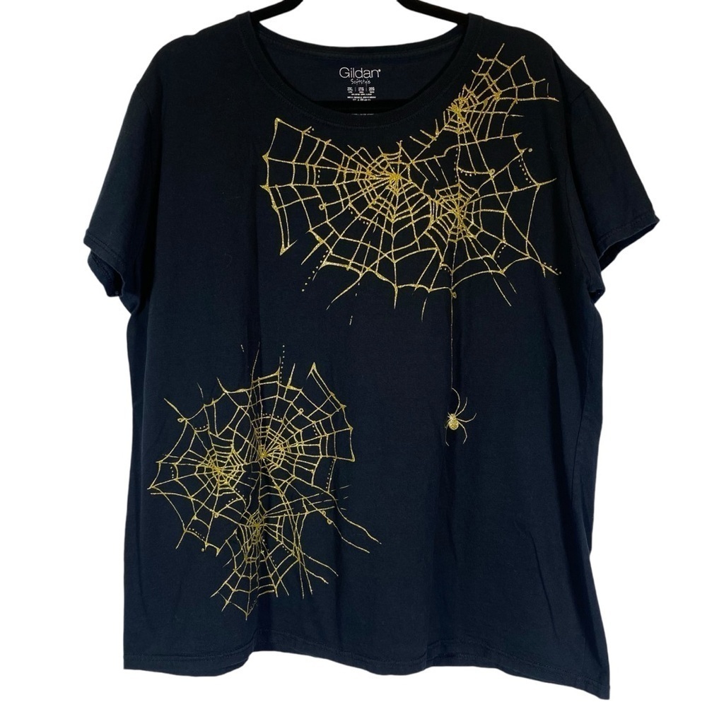 Gold glitter spiderweb on Black tee Halloween women's plus 2XL Gilden Softside